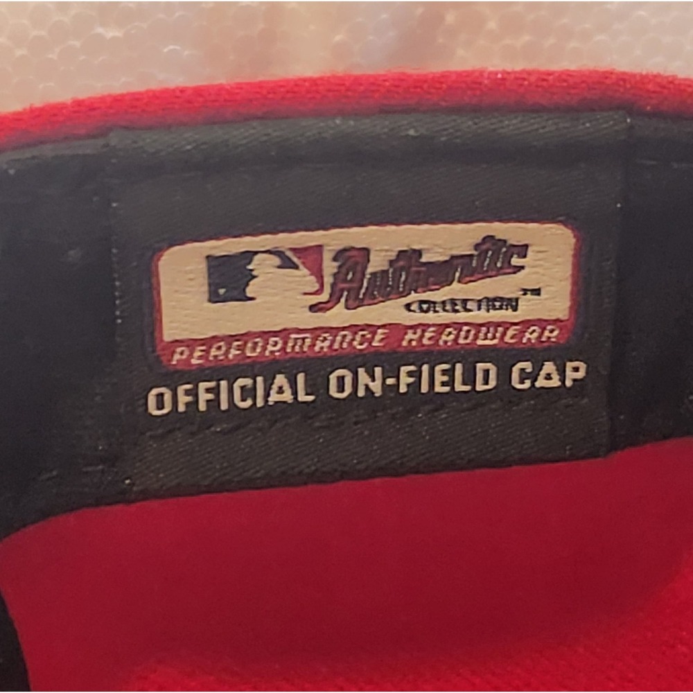 Cleveland Indians Hat Mens 7 Red New Era Fitted Official On Field Cap Camo Brim - Picture 8 of 11